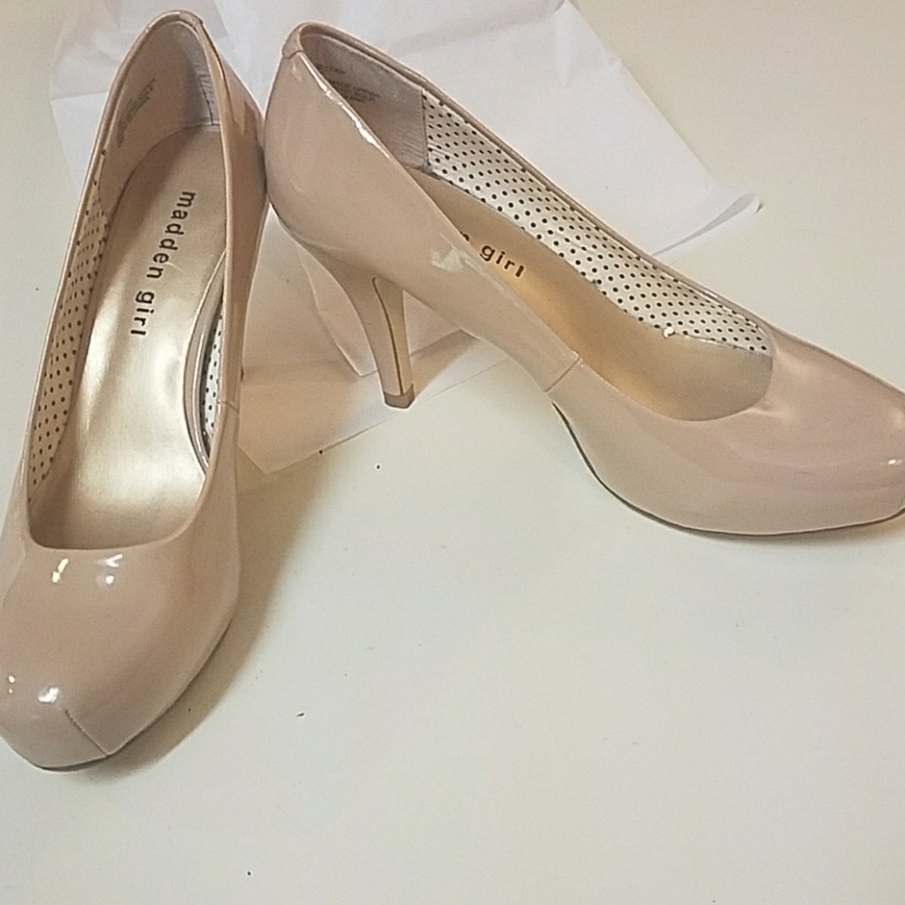 Madden Girl Pumps